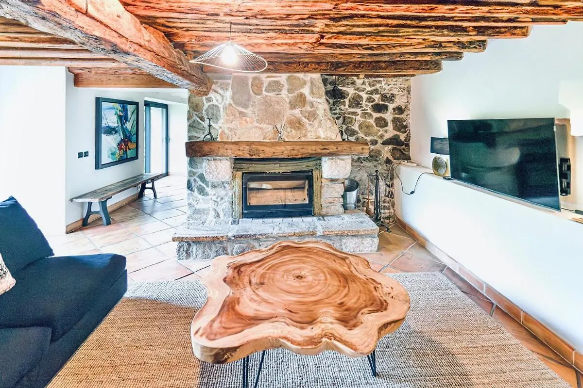 La Maison De Gourbit Rabat-les-Trois-Seigneurs Сasa de vacaciones