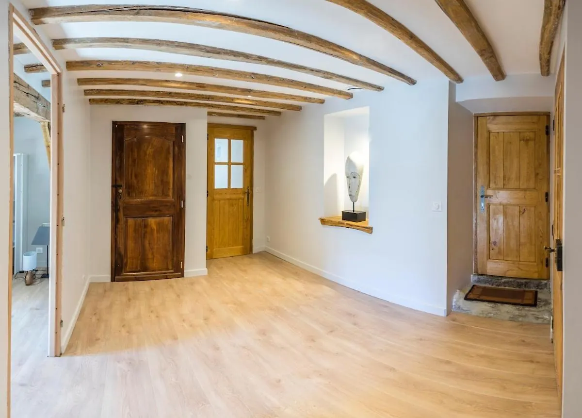 La Maison De Gourbit Rabat-les-Trois-Seigneurs 0*,